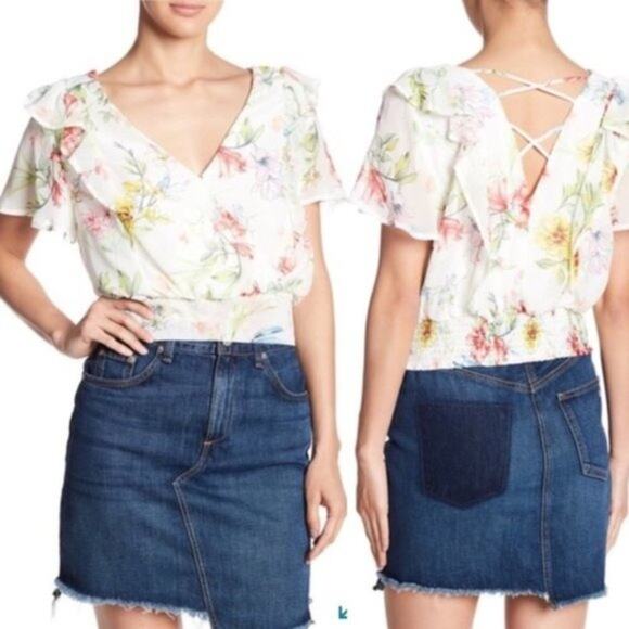 Code x Mode Cropped Floral Ruffle Surplice Top size Medium - Picture 2 of 13